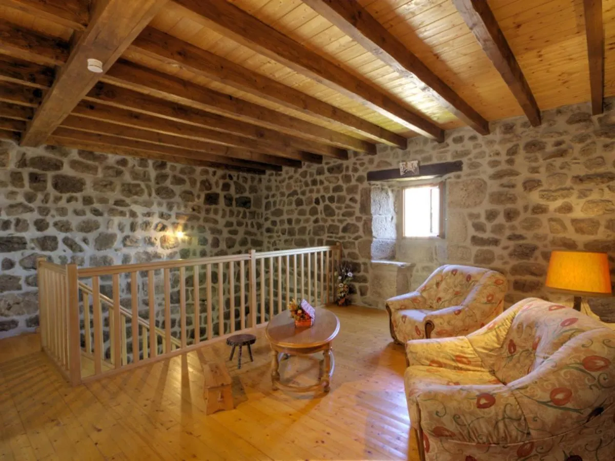 Gite Authentique En Campagne Avec Cheminee, Wifi, Terrasse Et Jardin, Pres Du Ski Et Vtt - Fr-1-496-96 Burdignes